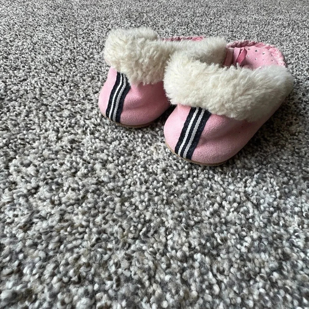 Nautica pink slippers - Picture 4 of 11